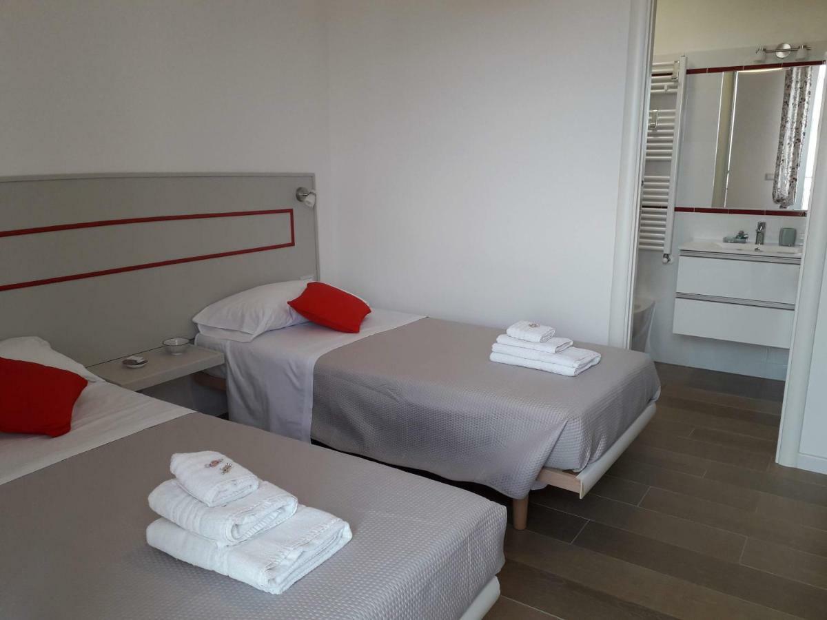 Jolie Julie Accomodation Sassari Extérieur photo
