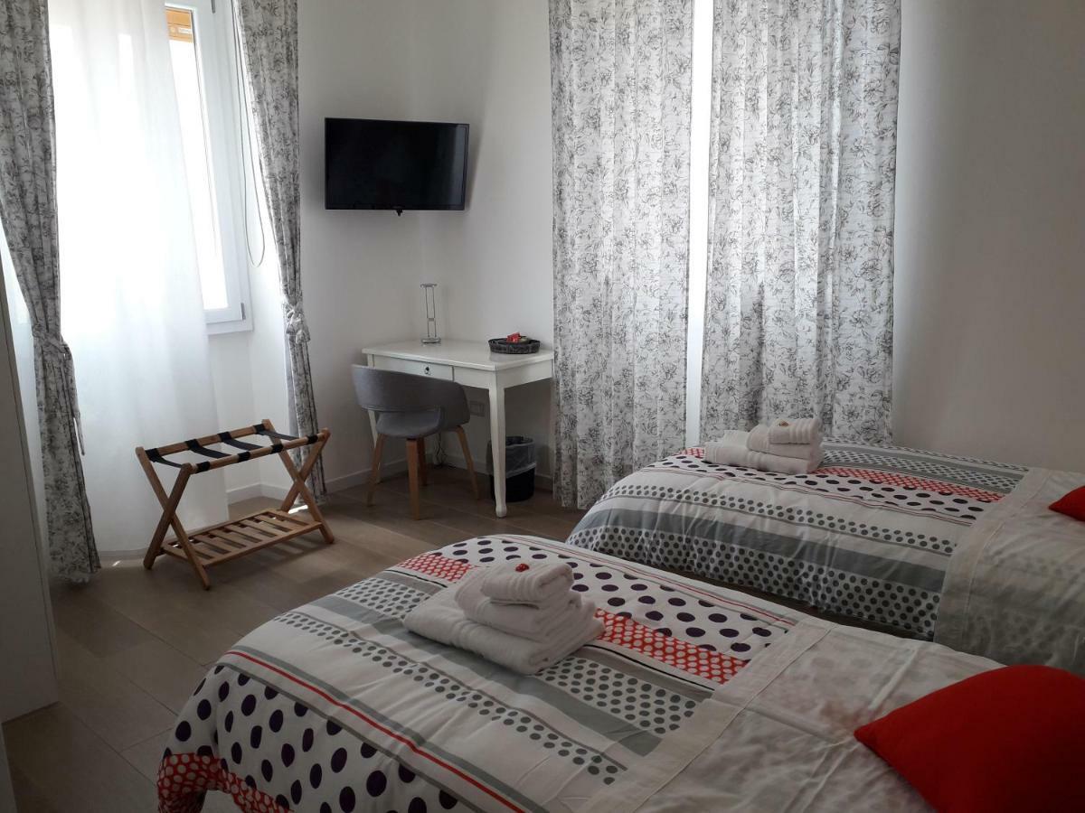 Jolie Julie Accomodation Sassari Extérieur photo